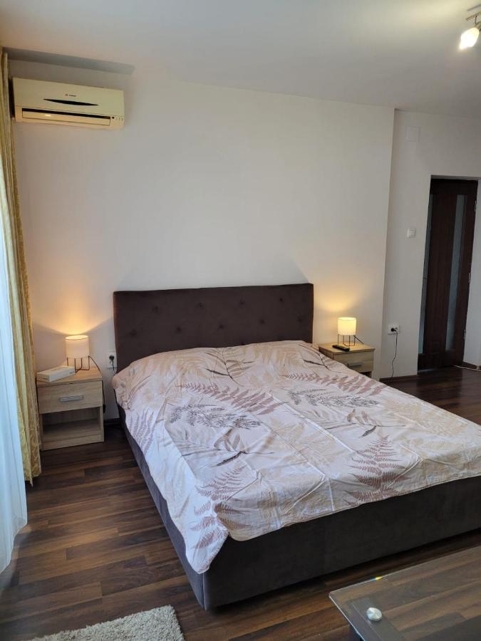 Peaceful Loft Apartment Букурещ Екстериор снимка